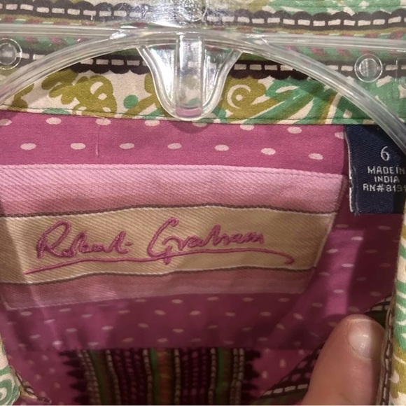 ROBERT GRAHAM Woman’s Geometric/Paisley/PolkaDot Shirt - MSRP $228 - Picture 4 of 6